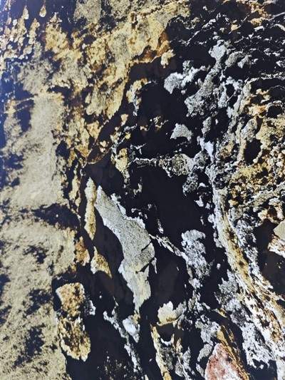 Placage en pierre translucide pour le revêtement mural